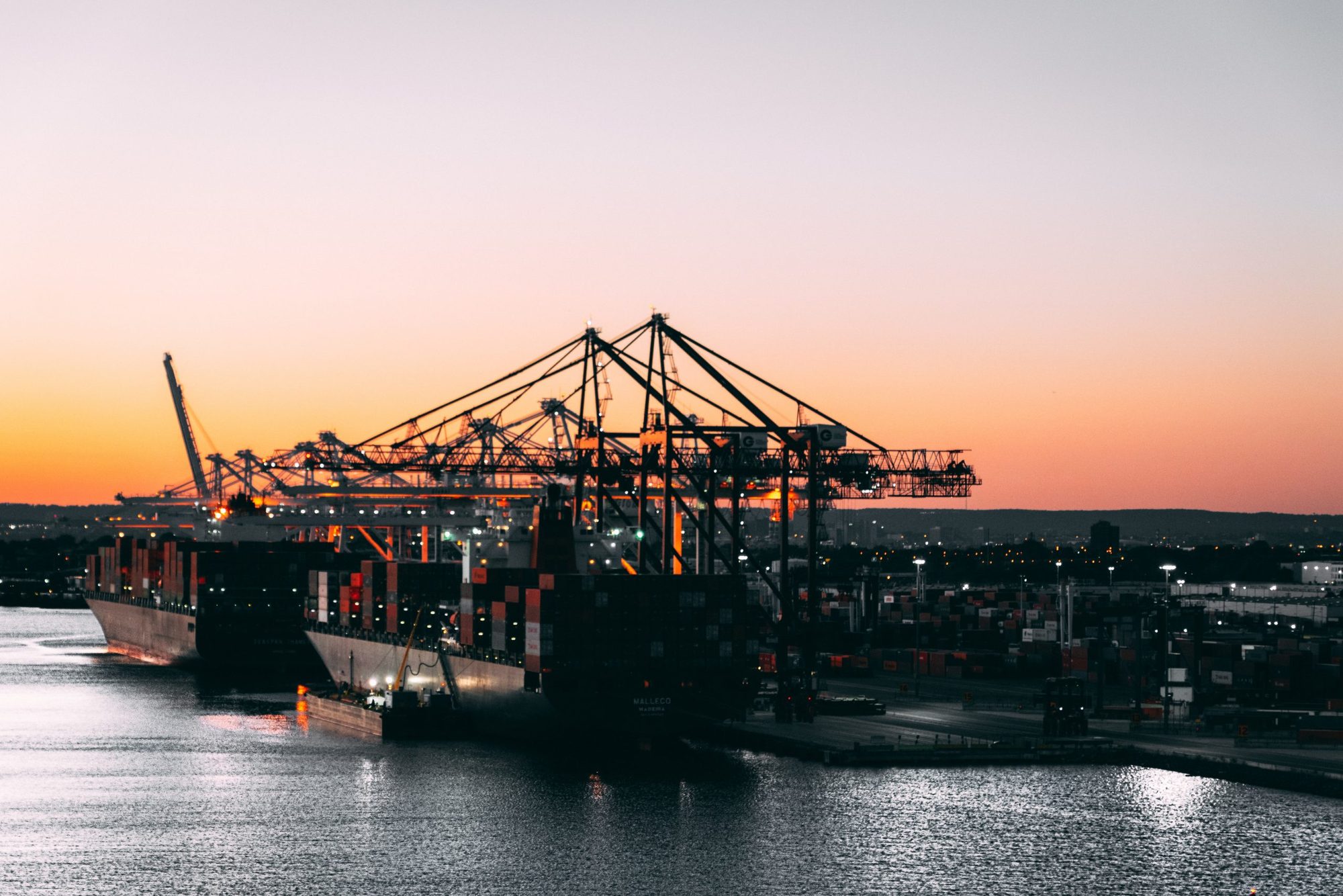 Port terminal